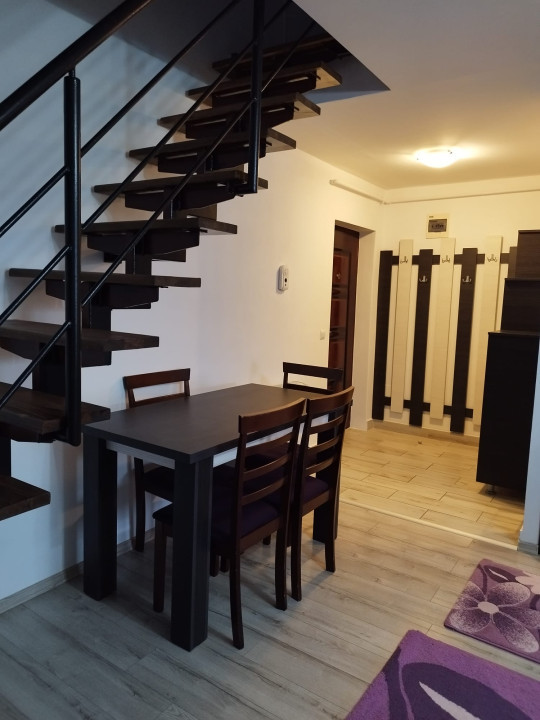 Apartament 4 camere, 78 MP, zona Sesul de sus