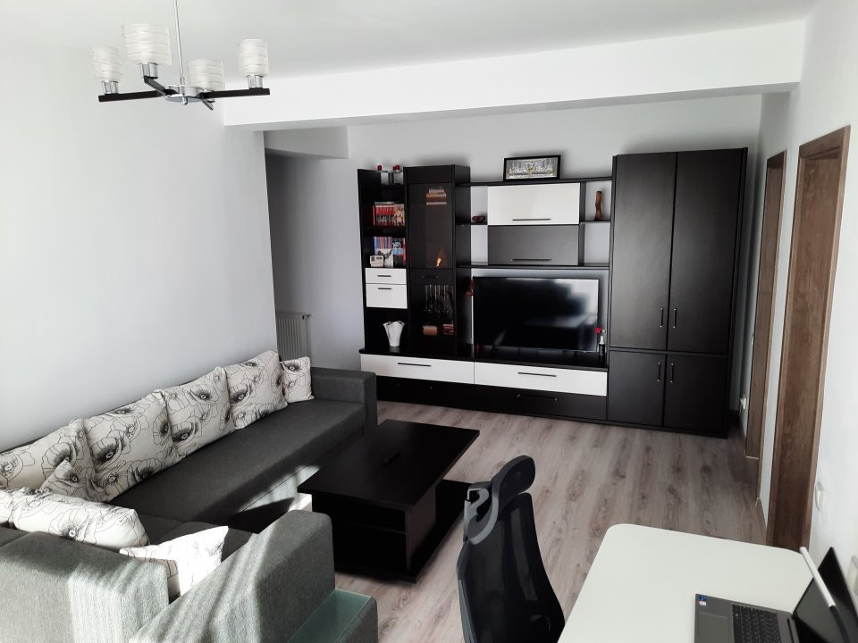 Apartament de 2 camere, 63 mp, zona Dambul Rotund