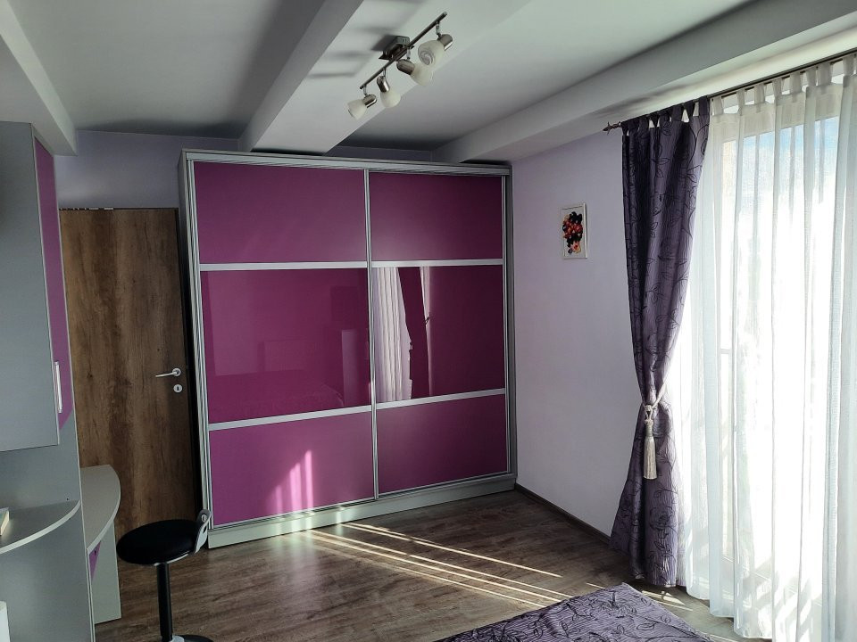 Apartament de 2 camere, 63 mp, zona Dambul Rotund