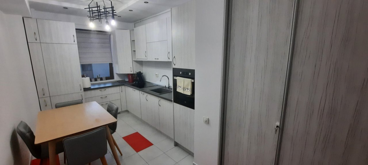 Apartament de 2 camere, 63 mp, zona Dambul Rotund