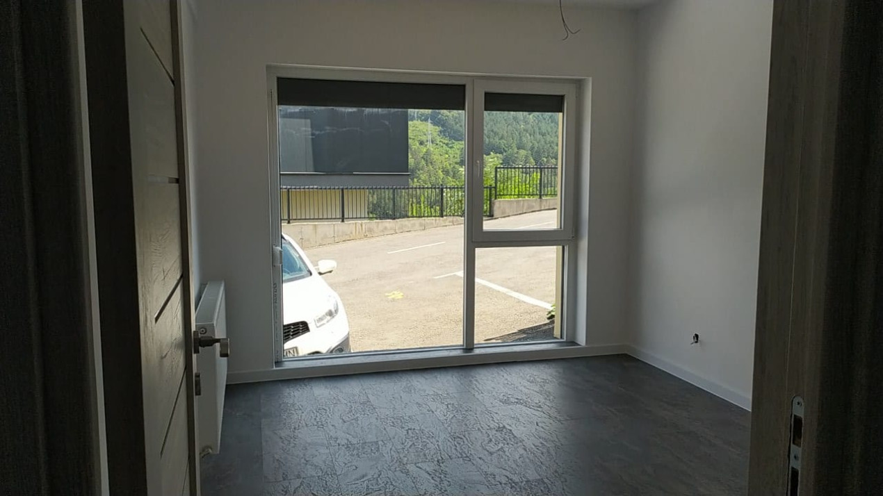 Apartament de 2 camere, finisat, 57,95 mp, zona Vivo