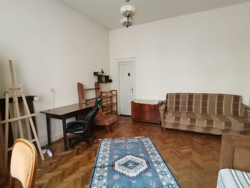 Apartament de 2 camere, 80 mp, zona Gruia