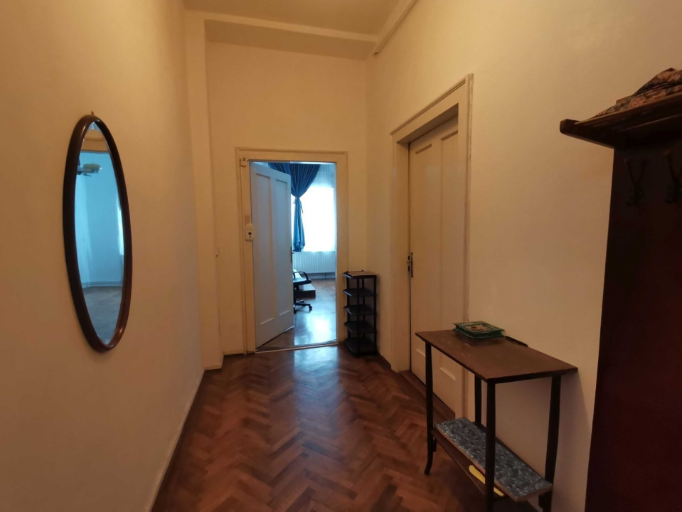 Apartament de 2 camere, 80 mp, zona Gruia