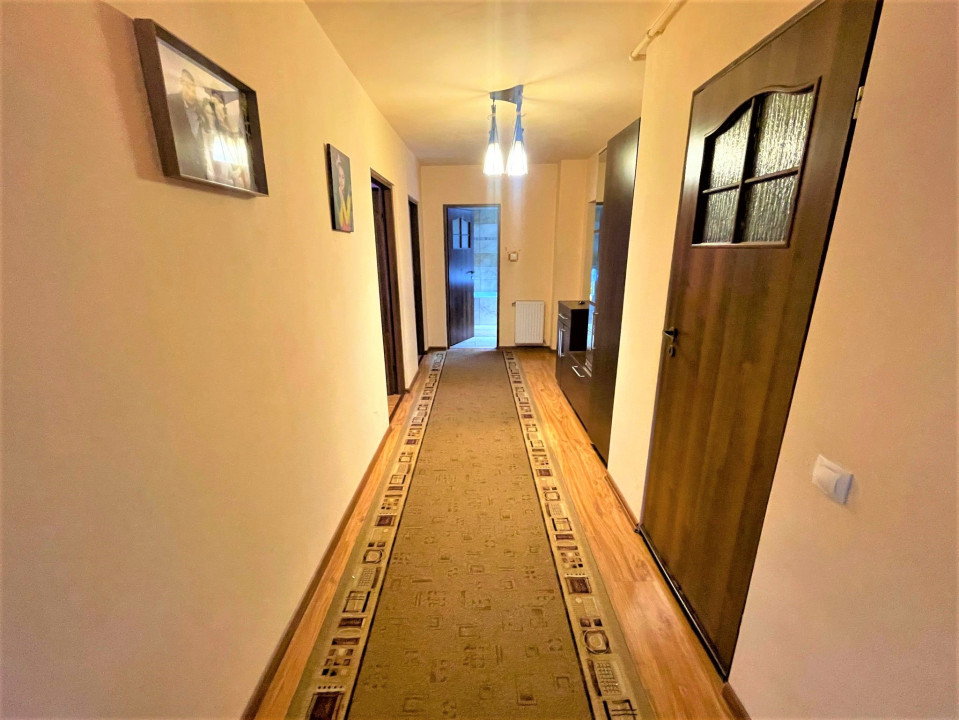 Apartament cu parcare pe strada Eroilor