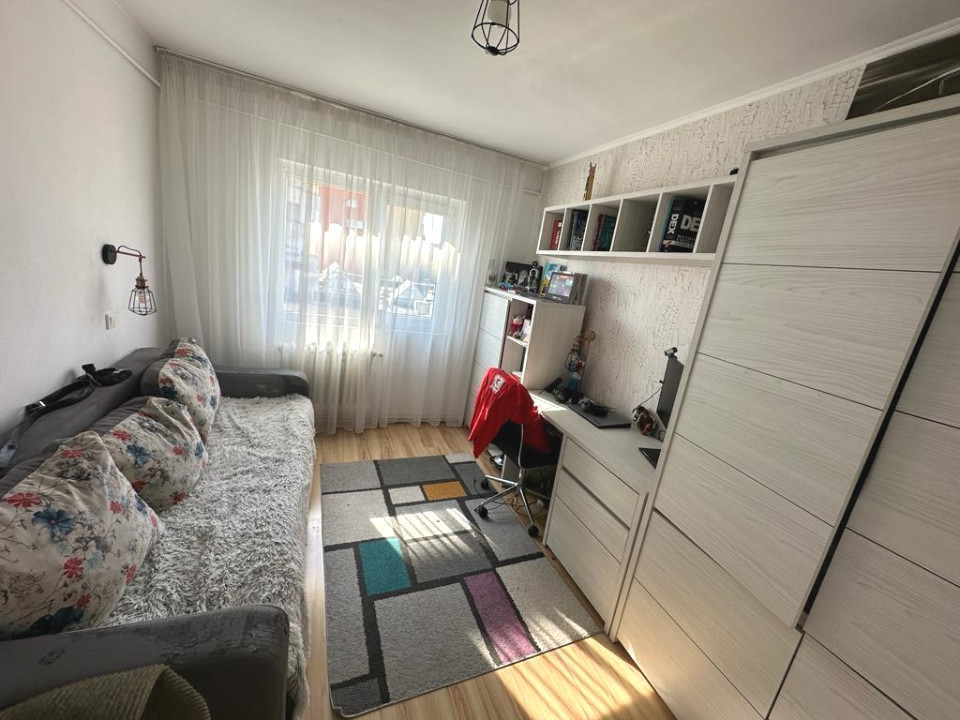 Apartament de 3 camere, 65 mp, zona Marasti