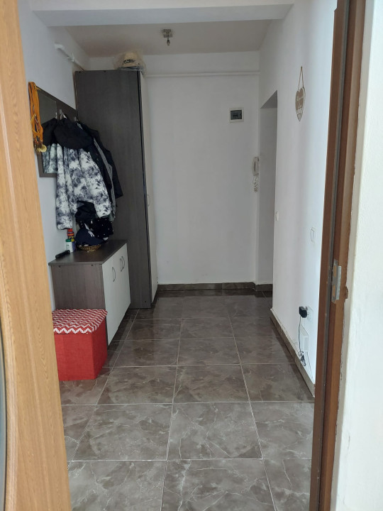 Apartament de 2 camere, 51 mp, mobilat utilat, zona Porii