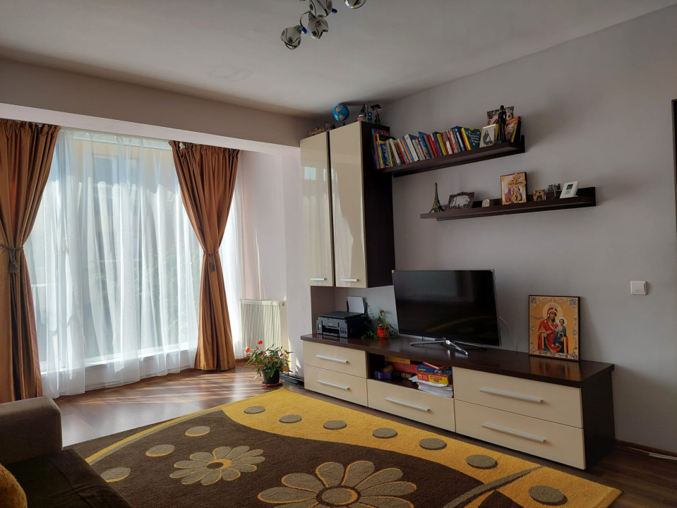 Apartament de 2 camere, 51 mp, mobilat utilat, zona Porii