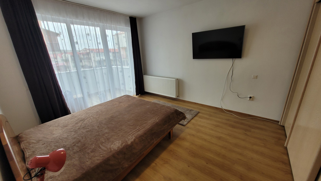 Apartament de 2 camere, mobilat utilat, 2 balcoane inchise, zona Eroilor