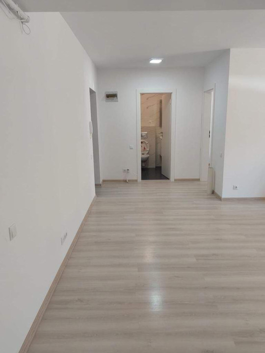 Apartament cu 2 camere, de 57 mp , zona Eroilor