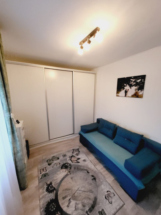 Apartament cu 3 camere, 57mp, zona Razoare