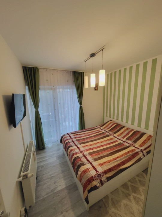 Apartament cu 3 camere, 57mp, zona Razoare