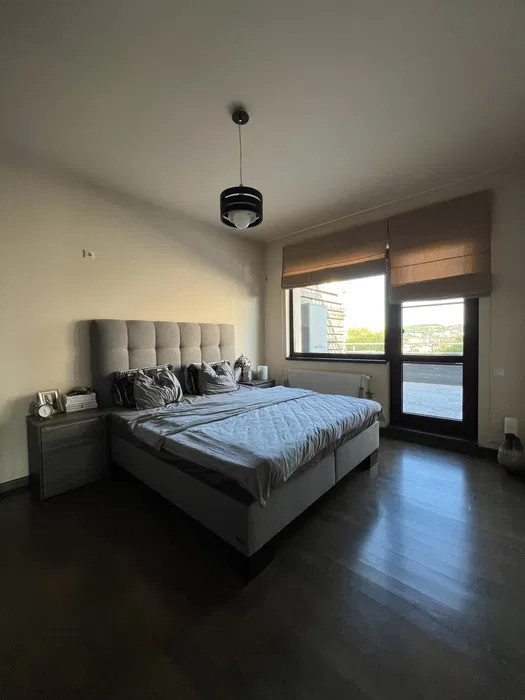 Apartament de 2 camere, 54 mp, terasa de 108mp, zona Borhanci