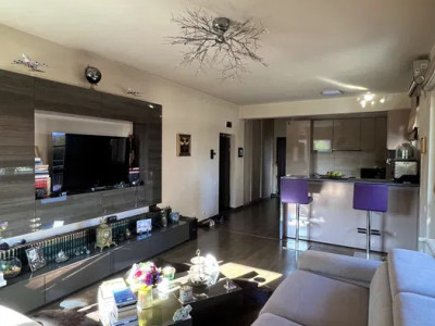 Apartament de 2 camere, 54 mp, terasa de 108mp, zona Borhanci