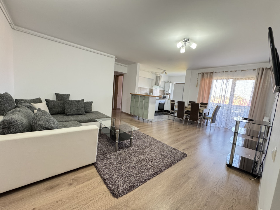 Apartament de 3 camere, 64 mp, etaj intermediar, zona Muzeul Apei