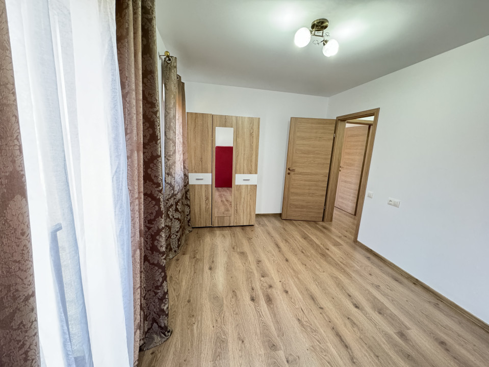 Apartament de 3 camere, 64 mp, etaj intermediar, zona Muzeul Apei