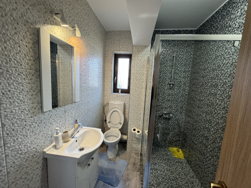 Apartament de 3 camere, 64 mp, etaj intermediar, zona Muzeul Apei