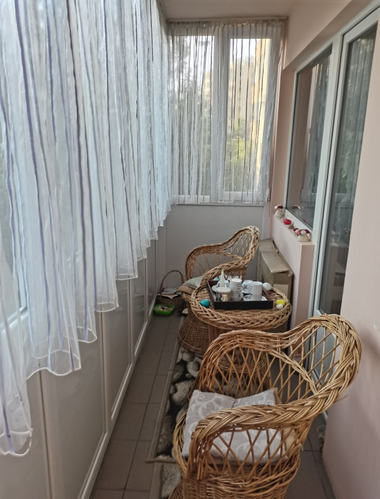 Apartament 3 camere, 66mp, zona Manastur