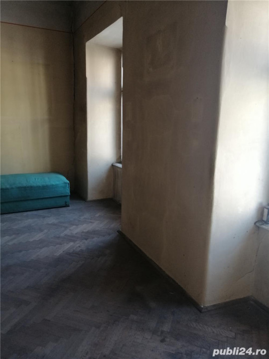 Apartament Ultracentral de 2 camere, 74mp, parcare, cladire istorica