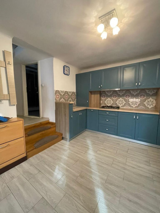 Apartament de 3 camere, 80mp, parcare in zona Mihai Viteazu