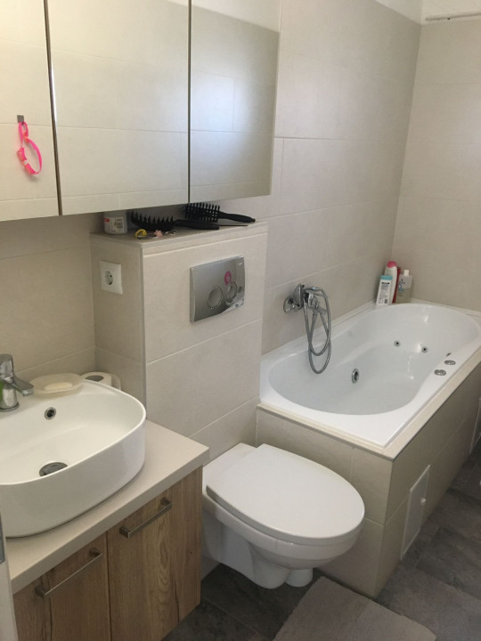 Apartament 4 camere, 93mp, zona Taberei