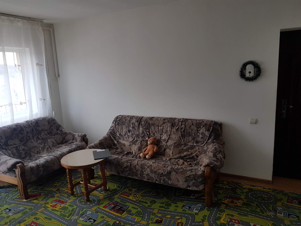 Apartament de 2 camere, 43 mp, mobilat utilat, zona Stejarului