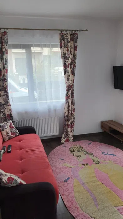 Apartament finisat modern, cu parcare, strada Sub Cetate