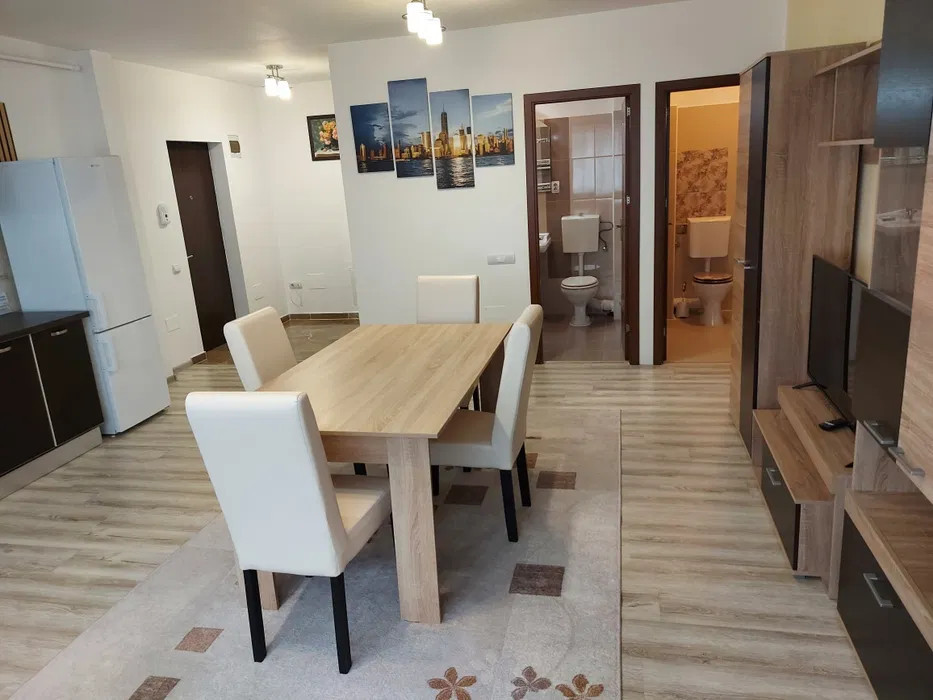 Apartament de 3 camere, 2 bai, 69 mp, etaj intermediar, Sesul de Sus