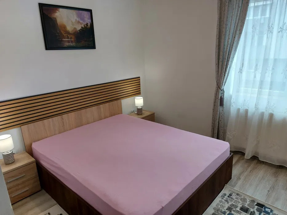 Apartament de 3 camere, 2 bai, 69 mp, etaj intermediar, Sesul de Sus