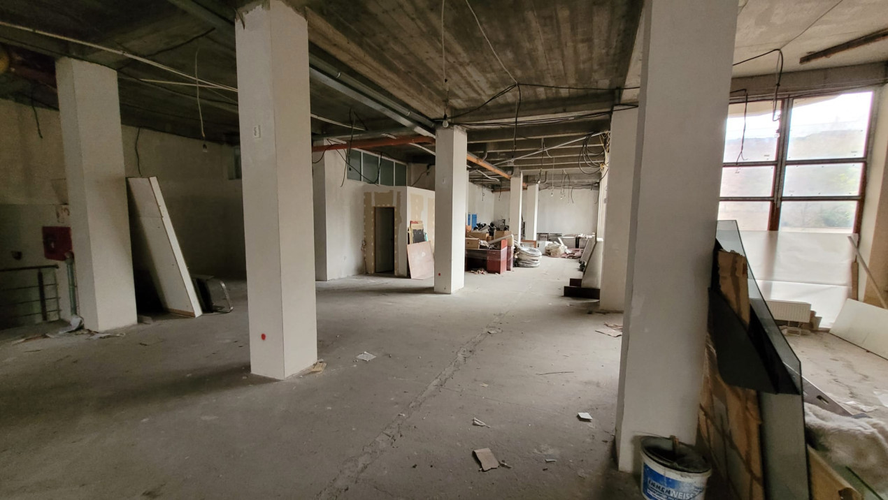 SPATIU COMERCIAL, PARTER SI DEMISOL, 674 MP, SEMIFINISAT, ZONA HOREA