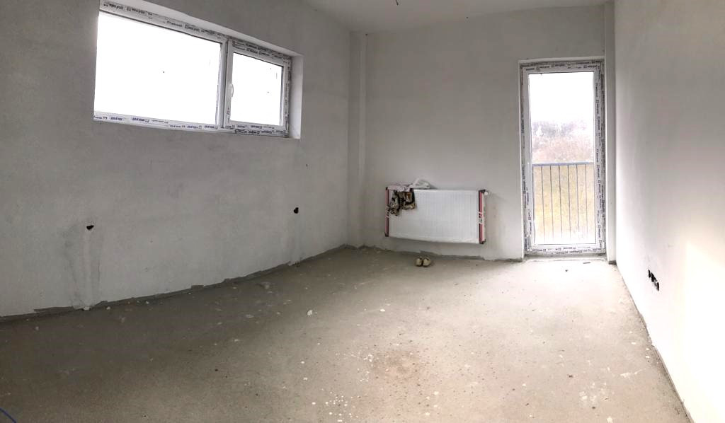 Apartament semifinisat, parcare, strada Stejarului