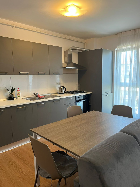 Apartament 2 camere, 64mp, zona Eroilor 