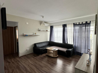 Apartament 3 camere, 58mp, bucatarie decomandata, 2 balcoane, Zona Eroilor