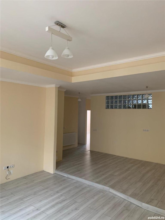 Apartament de 4 camere, finisat, 95mp, zona Centrala