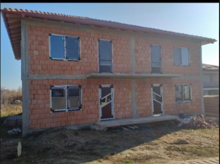 Duplex de vanzare, 4 camere, 120mp, 250mp teren, parcare, zona Chinteni