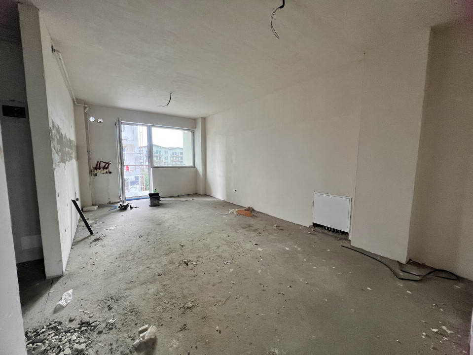 Apartament de 2 camere, 44 MP, etaj intermediar bloc cu lift, zona Someșului