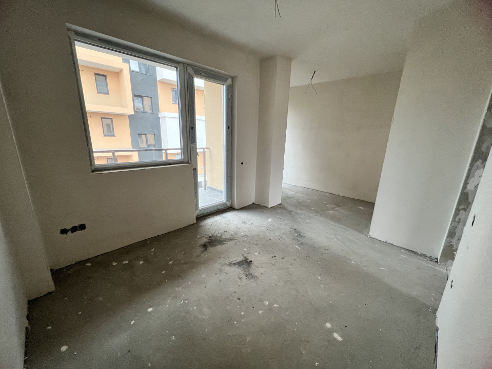 Apartament de 2 camere, 44 MP, etaj intermediar bloc cu lift, zona Someșului