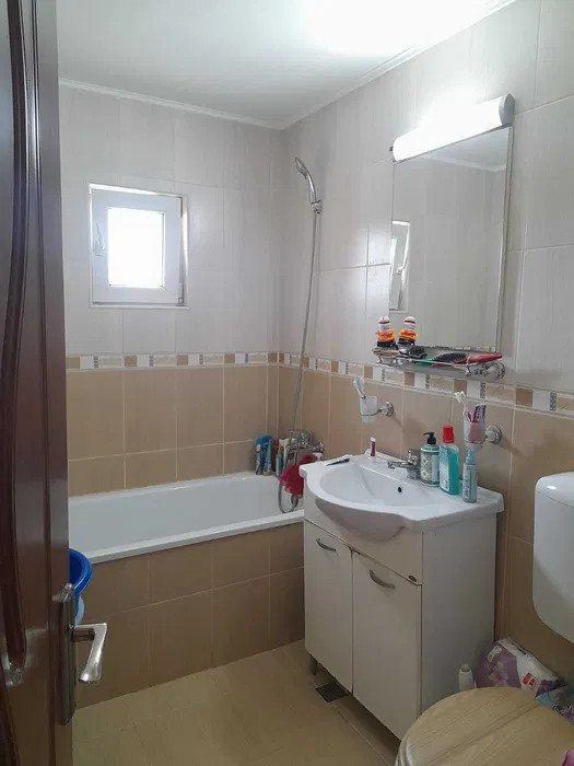 Apartament de 3 camere, 53mp, zona Marasti