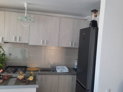 Apartament 3 camere finisat, 65 mp, 22 mp terasa, parcare, Stejarului