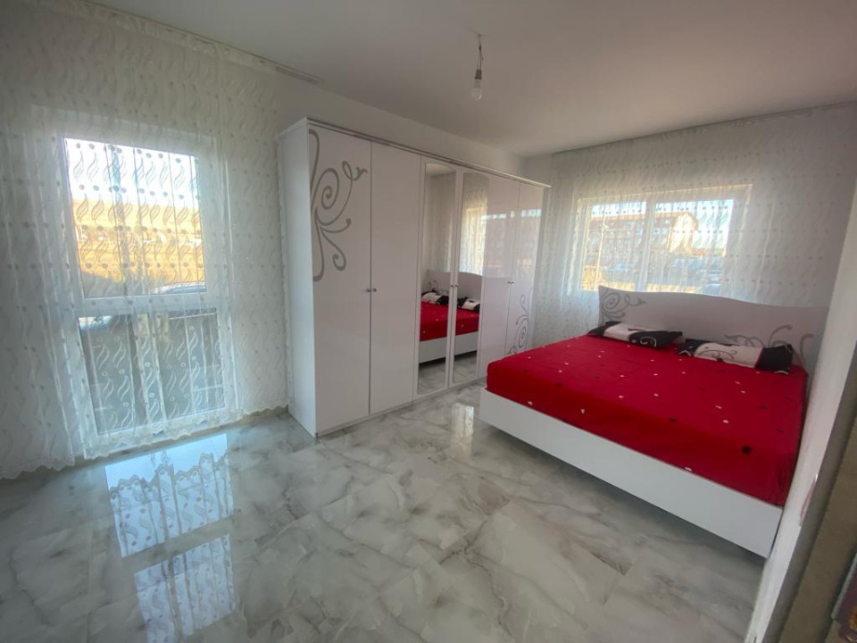 Apartament de 3 camere, 70 mp utili ,zona Sesul de sus