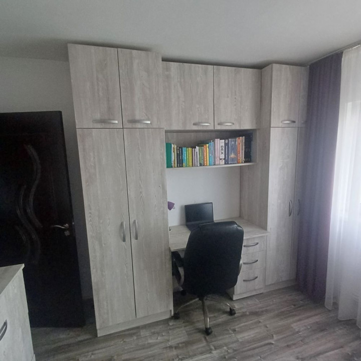 Apartament 2 Camere Decomandat, Zona Zorilor