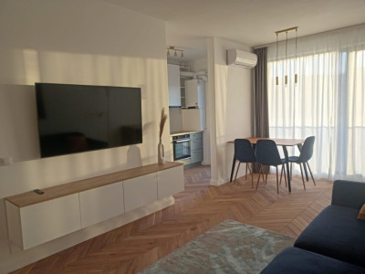 Apartament de 2 camere ultra lux, 55 mp, balcon de 12 mp