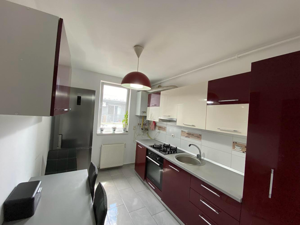 Apartament 3 camere decomandat 69mp, terasa 14mp cu grill, et3, garaj, zona Tera