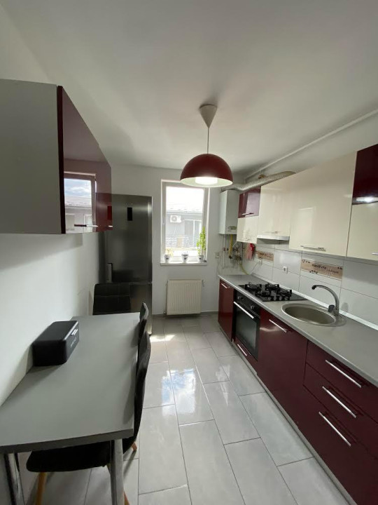 Apartament 3 camere decomandat 69mp, terasa 14mp cu grill, et3, garaj, zona Tera