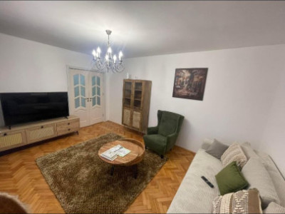 APARTAMENT CU 4 CAMERE SI 2 BAI