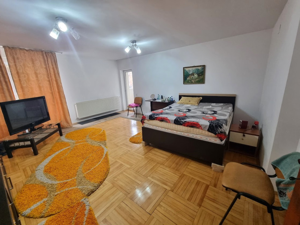 Apartament 3 Camere, 100mp Utili, Garaj, zona Spitalului de Recuperare Zorilor 