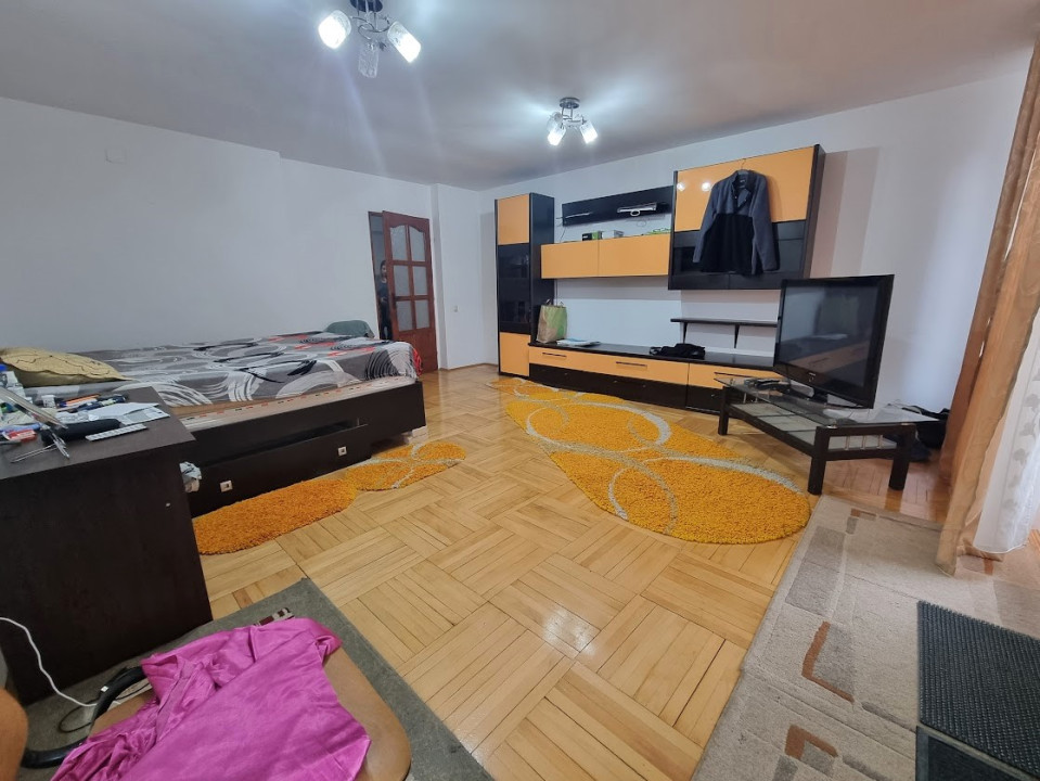 Apartament 3 Camere, 100mp Utili, Garaj, zona Spitalului de Recuperare Zorilor 