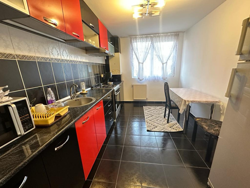 Apartament 3 camere 72 mp utili, parcare, Porii