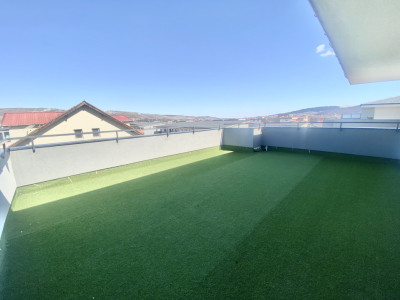 Penthouse de vanzare cu panorama superba, zona Urusagului