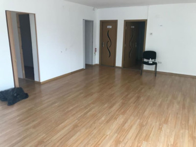 Apartament/Spatiu Birou de 2 camere decomandate, 60 mp. Floresti