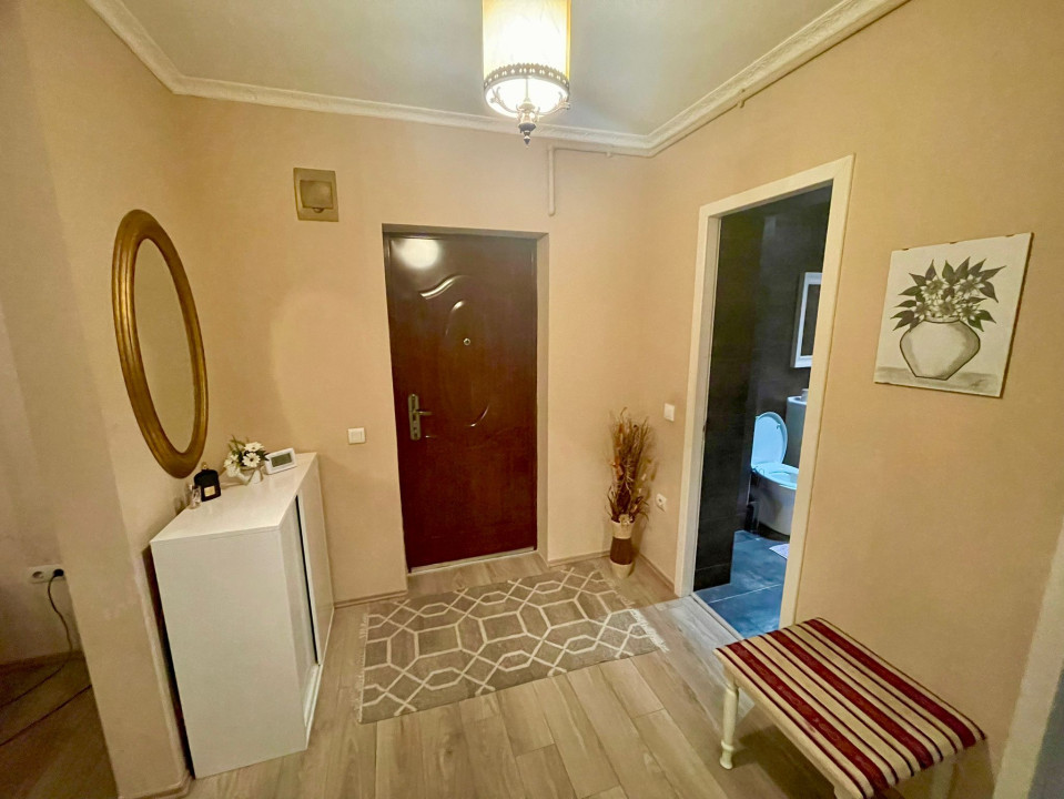 Apartament cu 2 camere, 51 mp, etajul 1, zona Eroilor